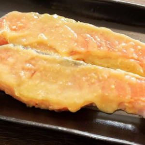 北海道知床産　秋鮭ハラス西京漬　400gサムネイル