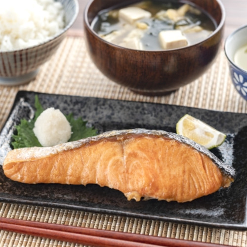 6月限定特価:北海道産　天然秋鮭　切身【無塩・骨取り】　700g(70g×10切れ)サムネイル